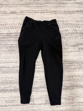 Nike Black mens Jogger Sweatpants